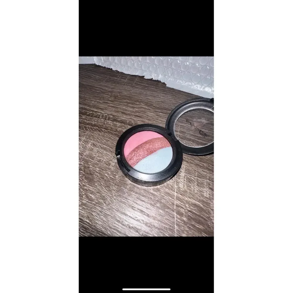 MAC cosmetics Fresh and‎ Easy Eyeshadow eye shadow